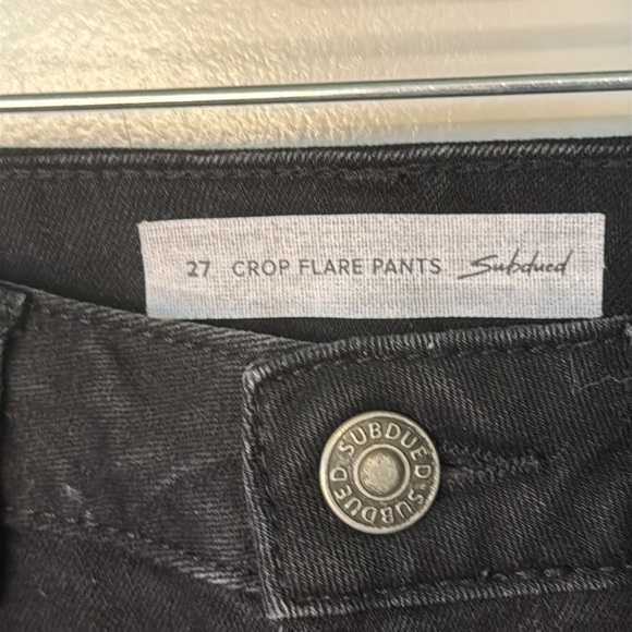 NWT Subdued Black Crop Flare Button Fly Raw Hem Front and Pocket White F… - Picture 7 of 10